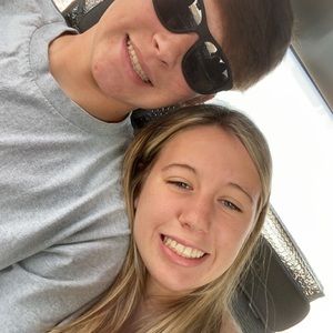 Meet your Posher, Makayla